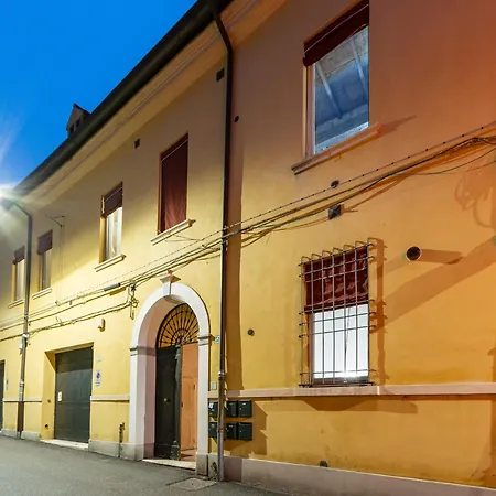 Coccole In Centro - Luxury Loft * Феррара