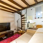 Apartament Loft Nel Centro Storico Di - La Coccola